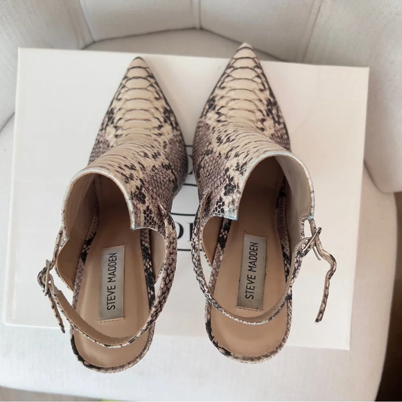 Steve Madden Snake Print Heel - Picture 4 of 4
